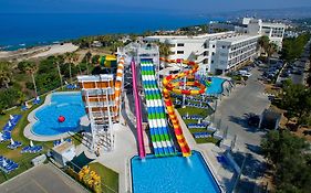 Leonardo Laura Beach&Splash Resort
